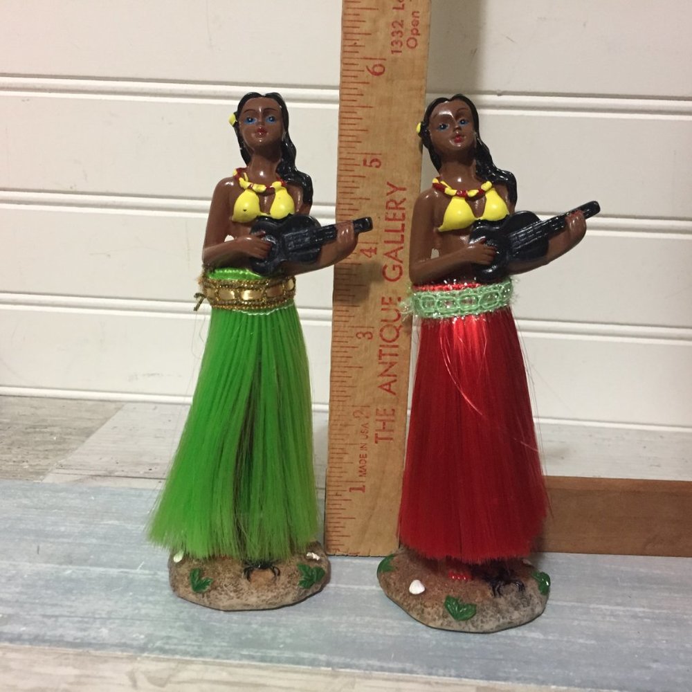 Dashboard Twin Hula Girls Hawaiian Nodder - Picture 7 of 7